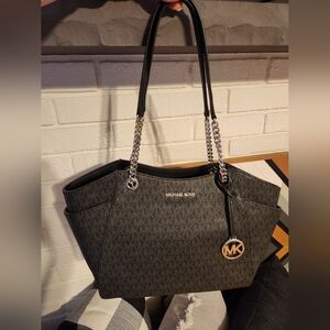 Michael Kors Lg Shoulder Tote